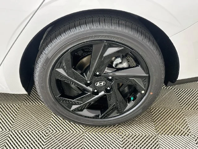 New 2026 White Hyundai SEL Sport image 20