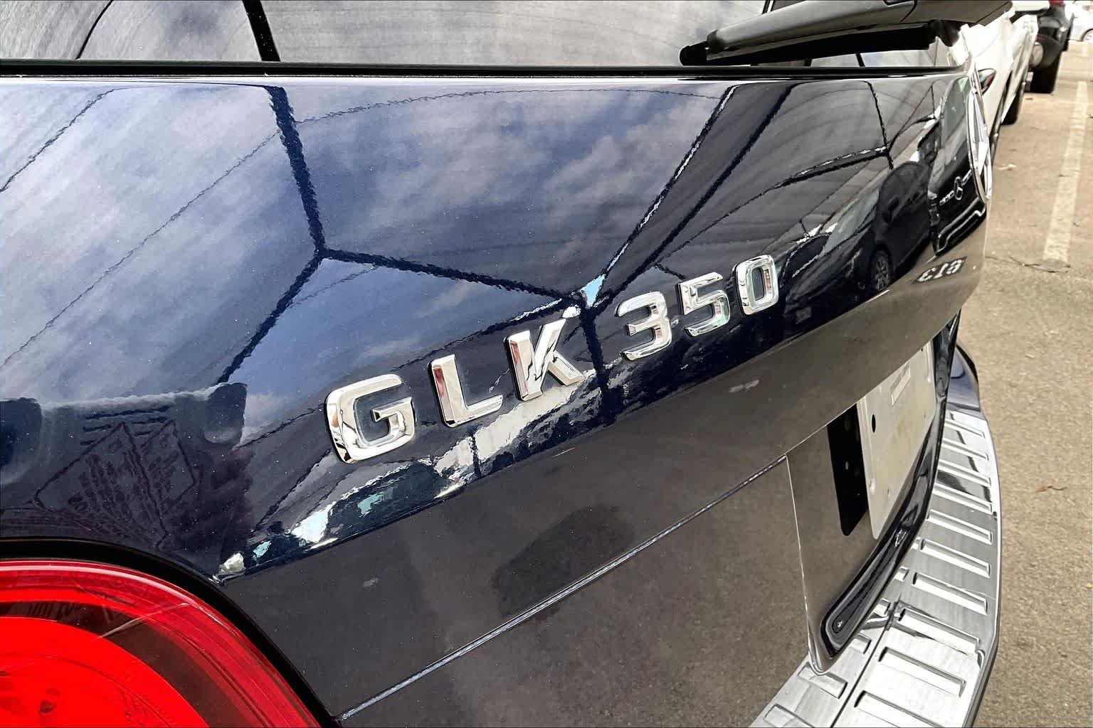 Used 2015 Lunar Blue Metallic Mercedes-Benz GLK 350 image 31