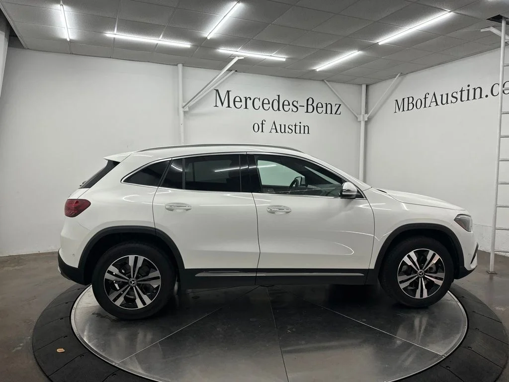 New 2026 White Mercedes-Benz GLA 250 image 8