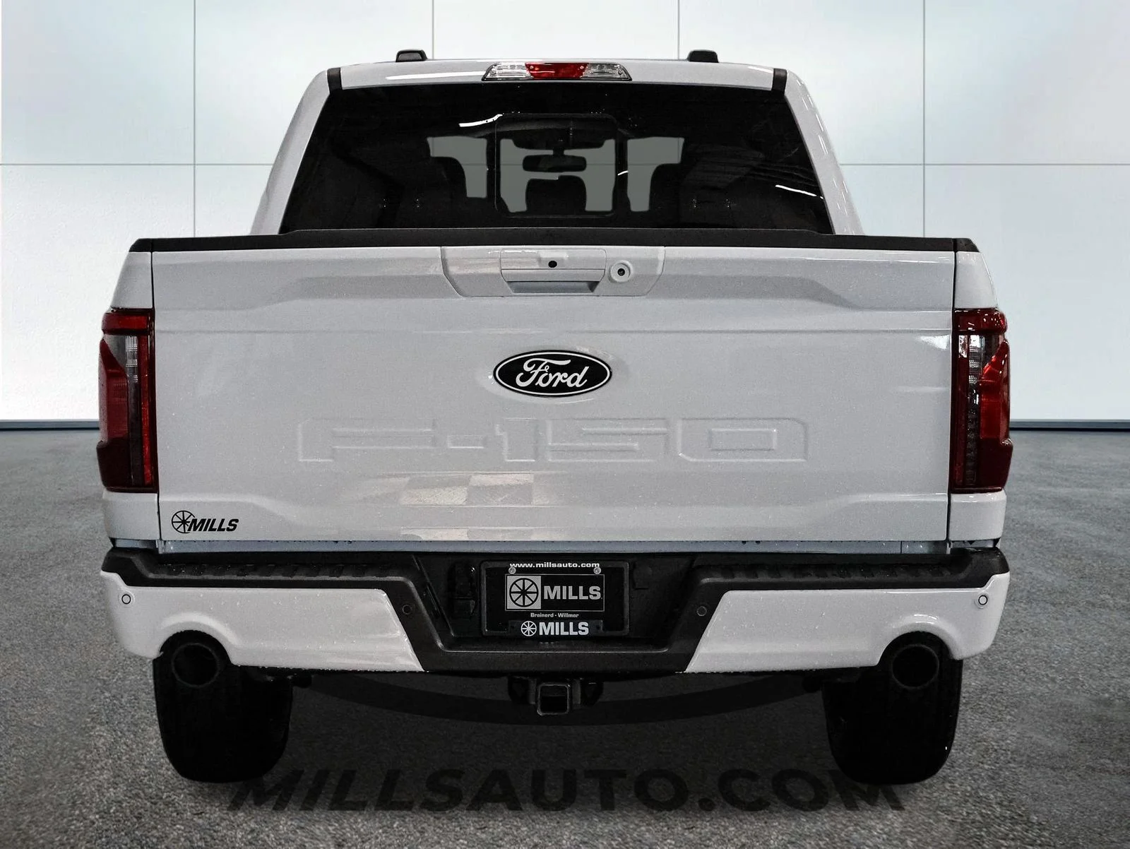 New 2026 Oxford White Ford XLT image 6