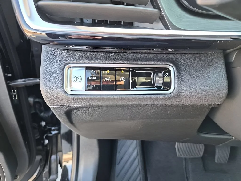New 2026 Ebony Twilight Metallic Buick Preferred image 34