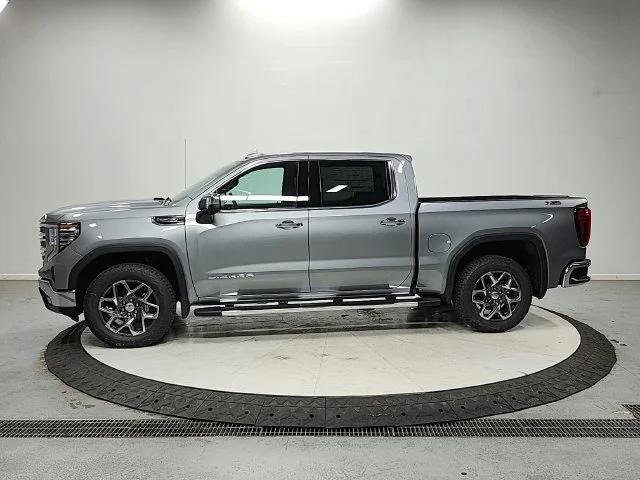 2026 GMC Sierra 1500 SLT - Photo 5