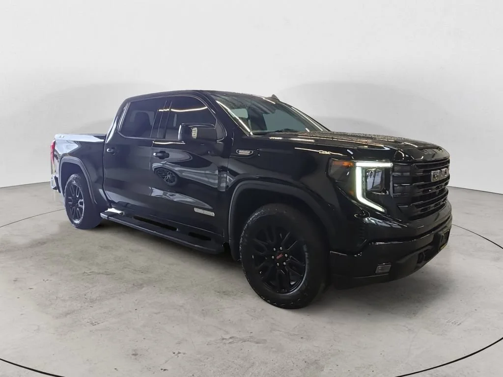 Certified Used 2022 ONYX BLACK GMC Elevation image 3