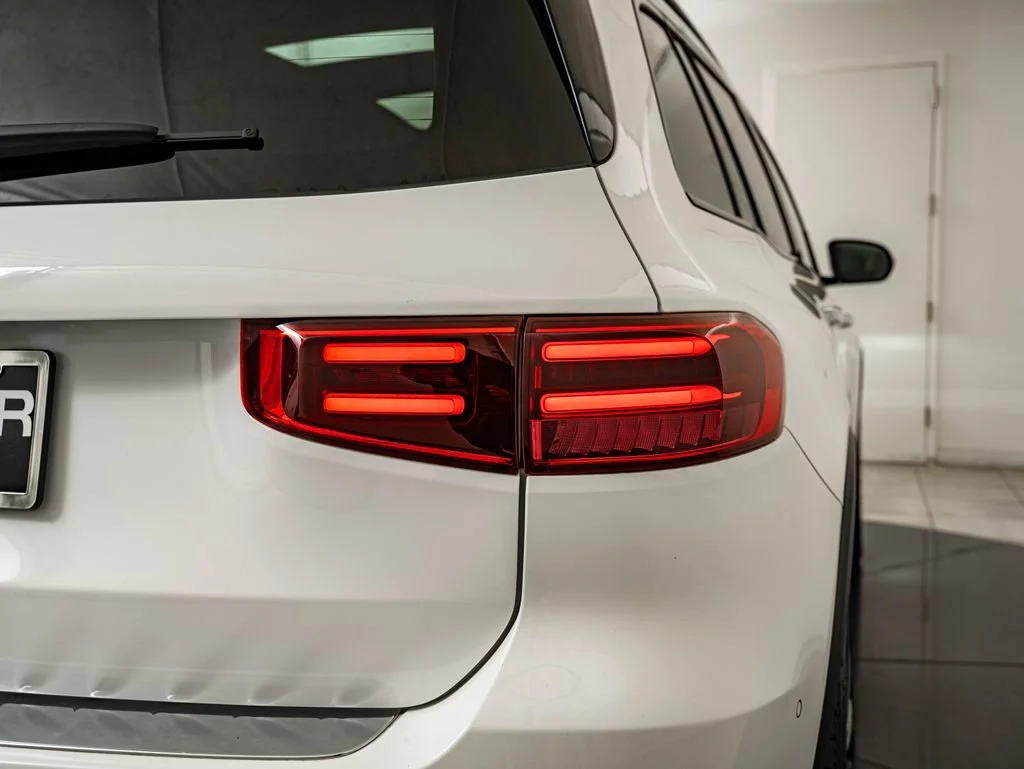New 2026 Polar White Mercedes-Benz GLB 250 image 14