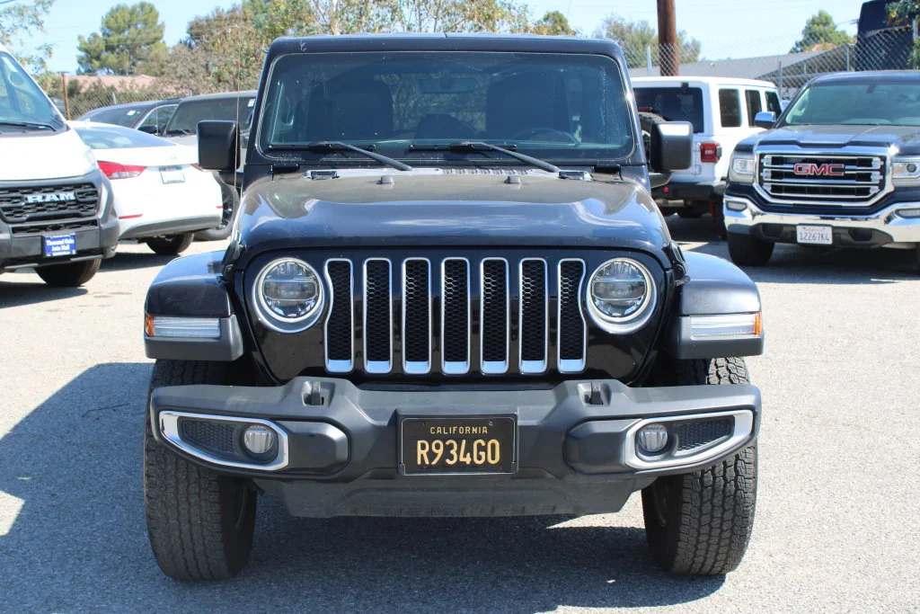 Used 2018 Black Jeep Unlimited Sahara image 2