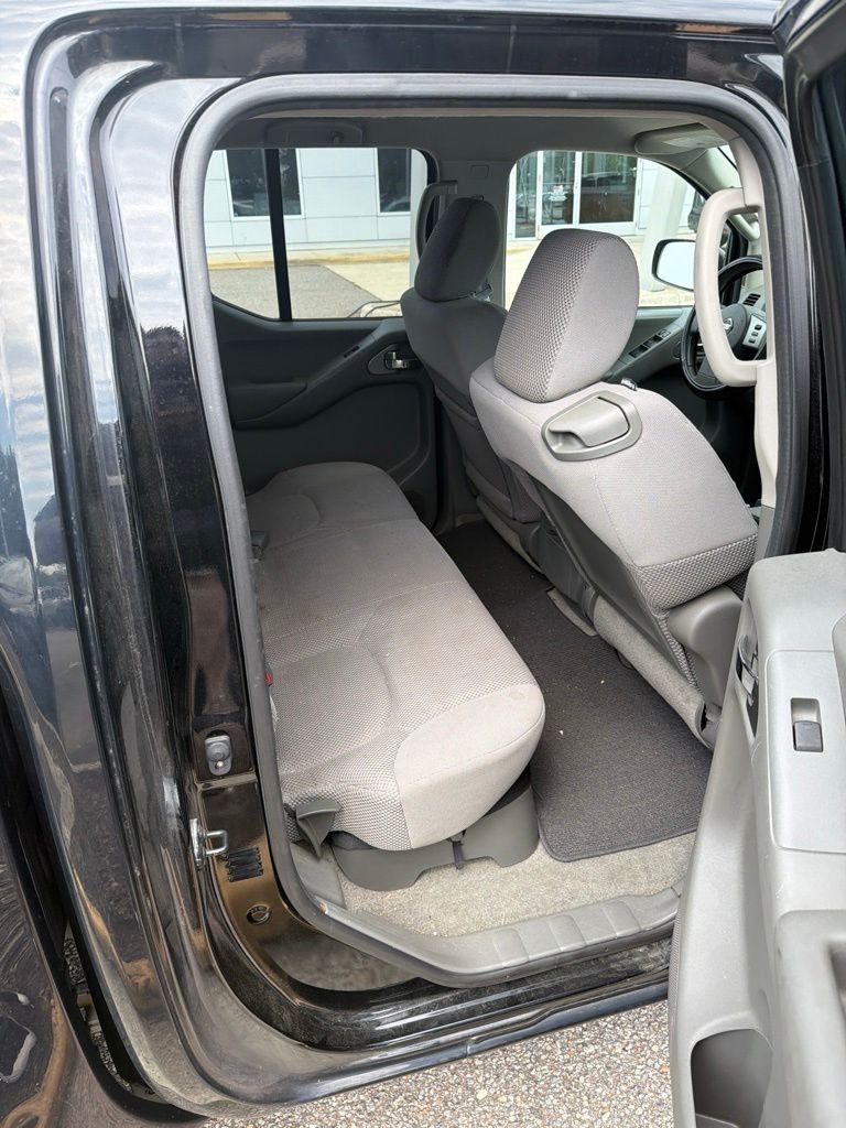 Used 2012 Black Nissan SV image 7
