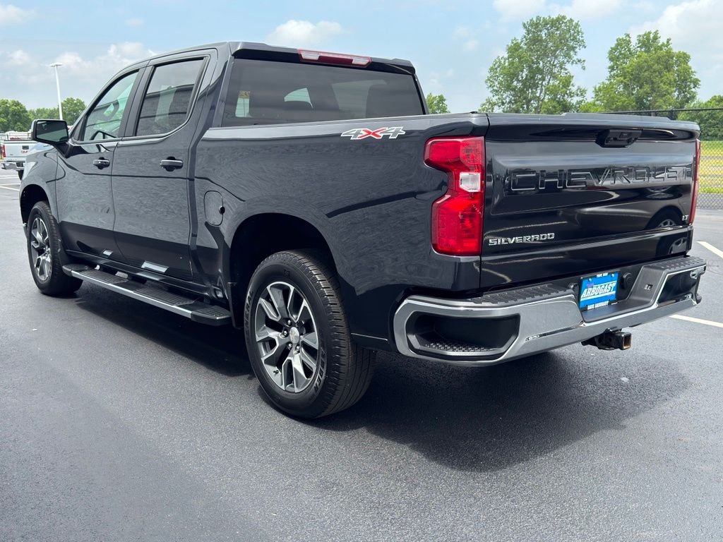 Used 2023 Dark Ash Metallic Chevrolet LT image 10