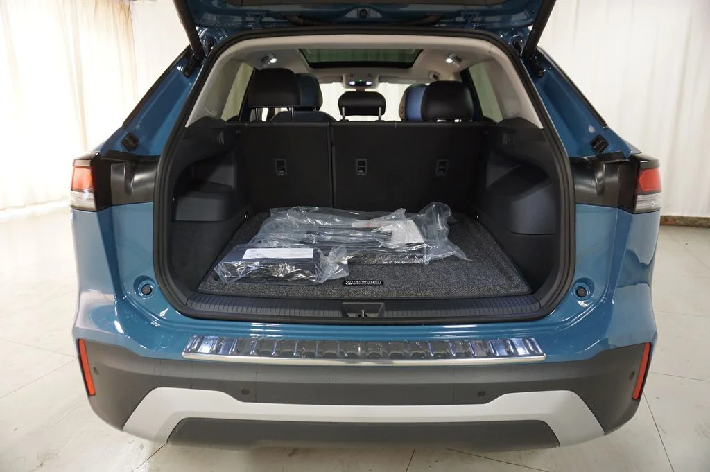 New 2026 Monterey Blue Pearl Volkswagen 2.0T SE image 26