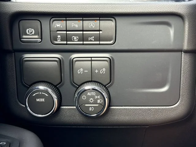 2026 Chevrolet Tahoe Premier - Photo 20