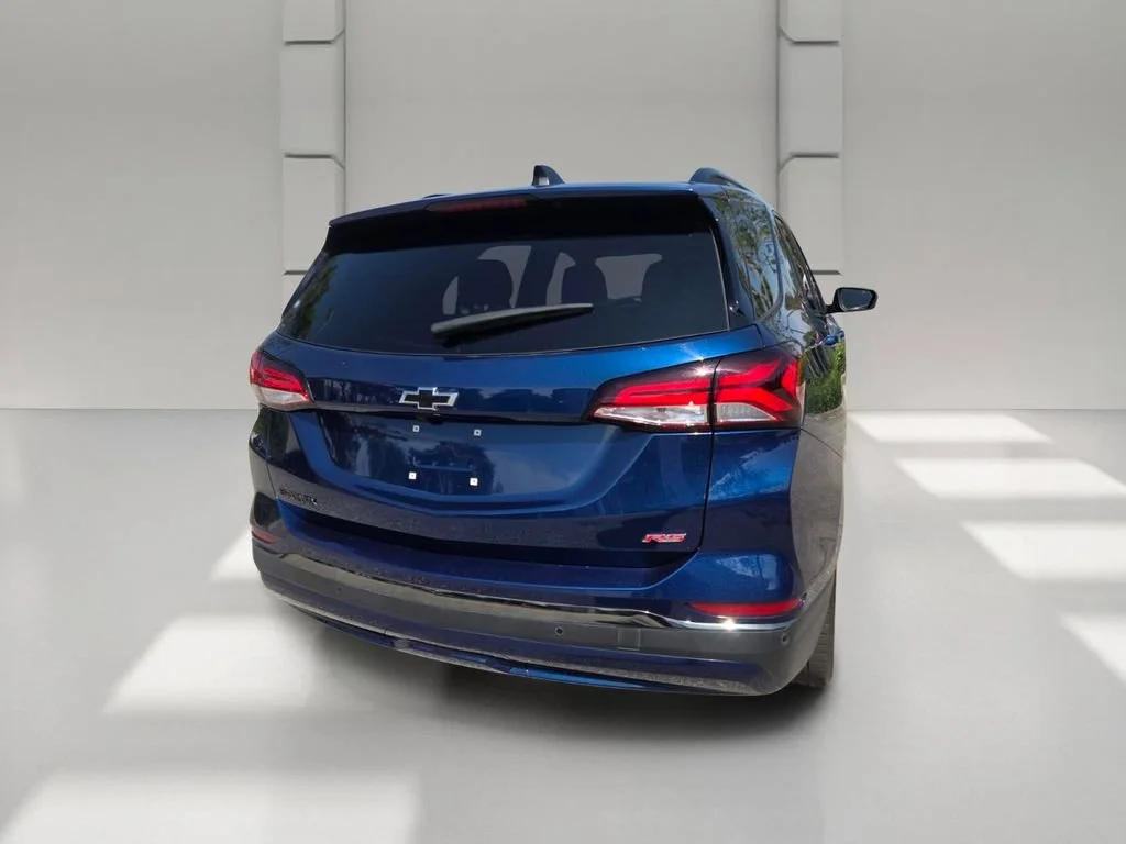 Used 2022 Blue Glow Metallic Chevrolet RS image 5