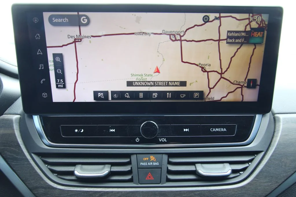 Used 2024 Gray Nissan 2.5 SV image 13