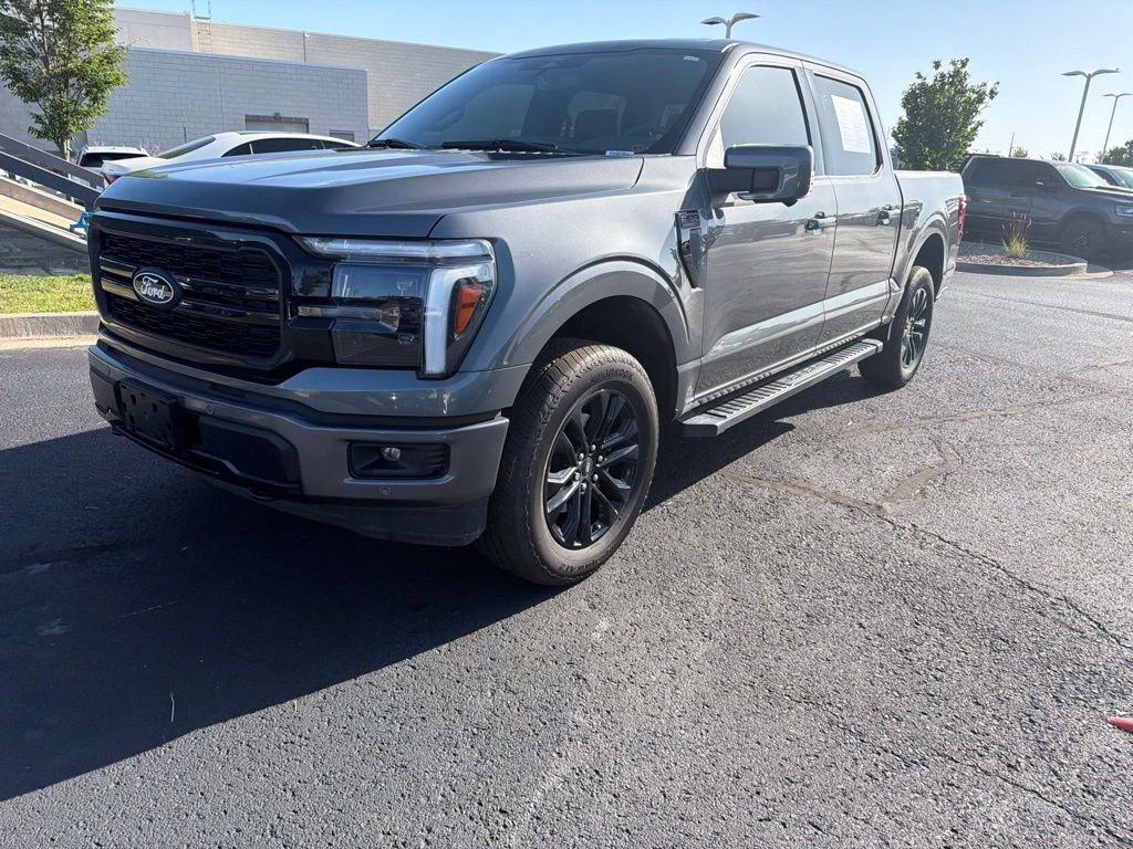 Used 2025 Gray Ford Lariat image 3