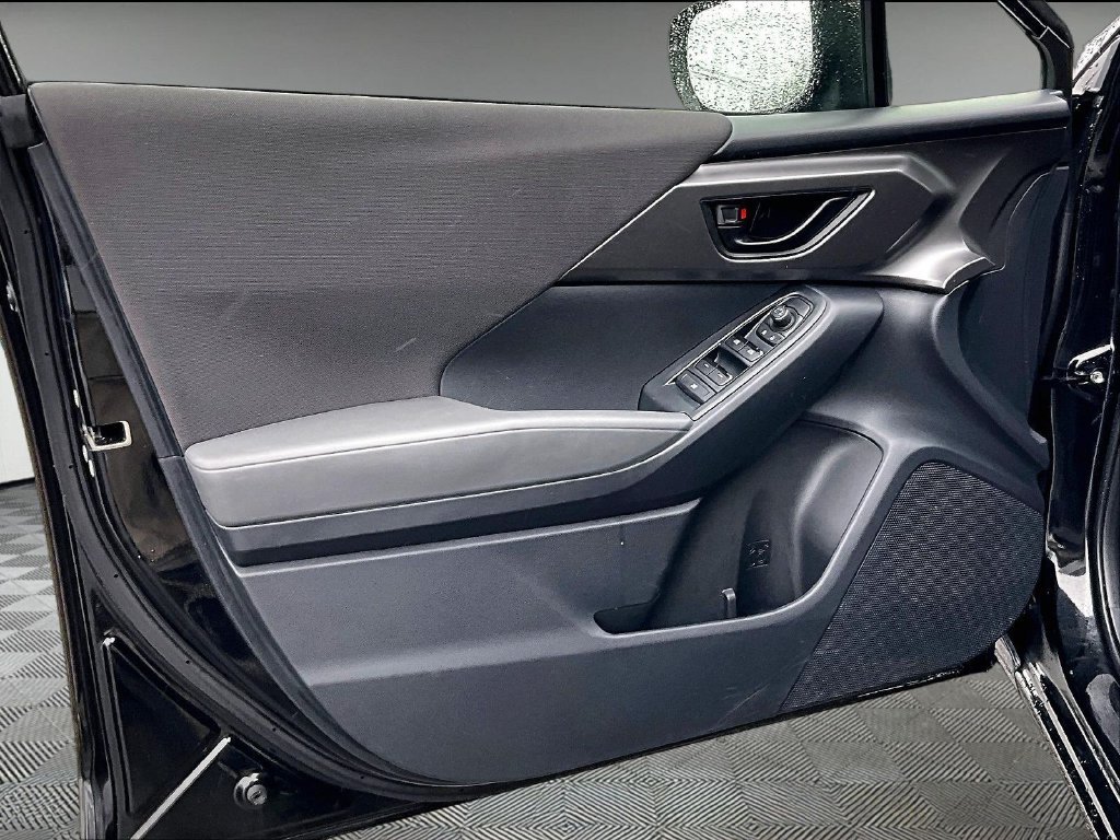 Used 2024 Black Subaru Base image 9