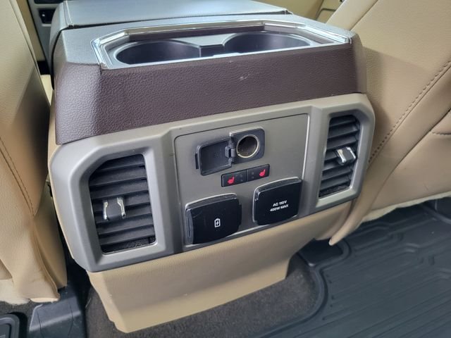 Used 2020 White Ford Lariat image 24