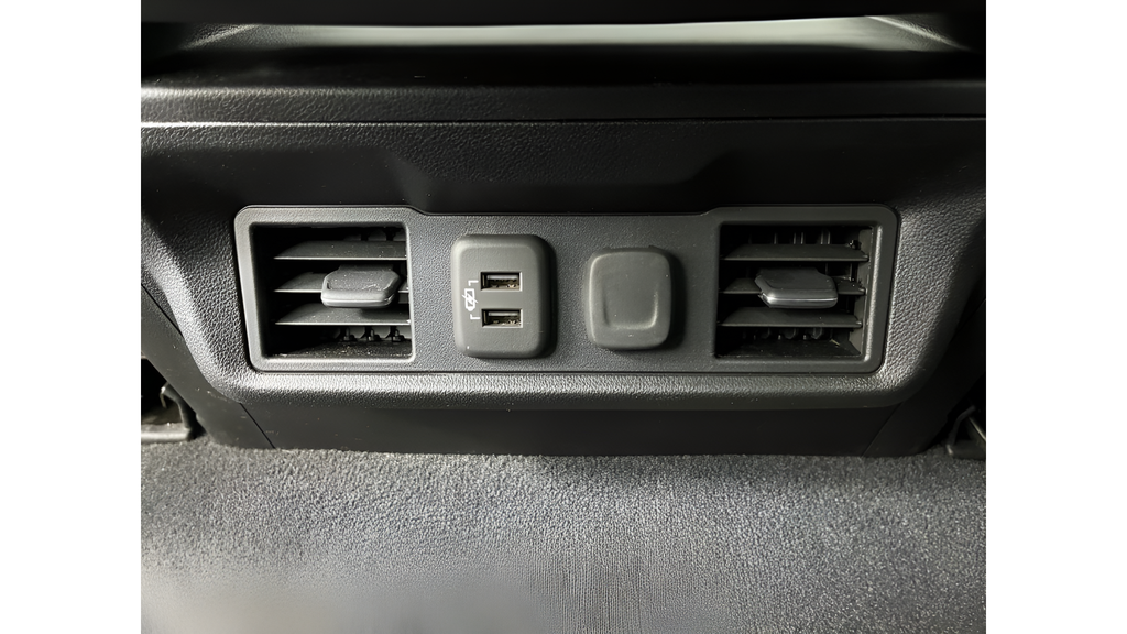 Used 2021 Gray Chevrolet LT image 24