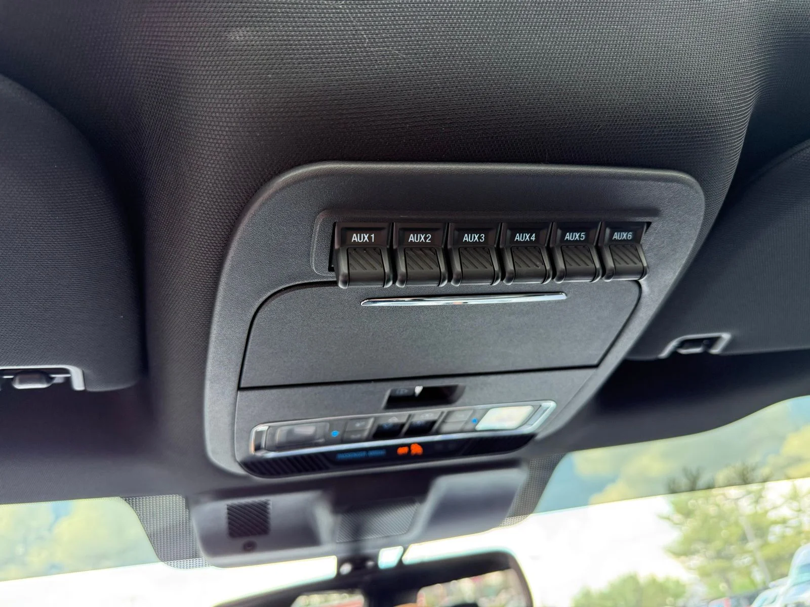 Used 2023 Oxford White Ford Raptor image 35