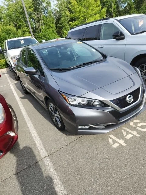 Used 2019 Gray Nissan SV image 2