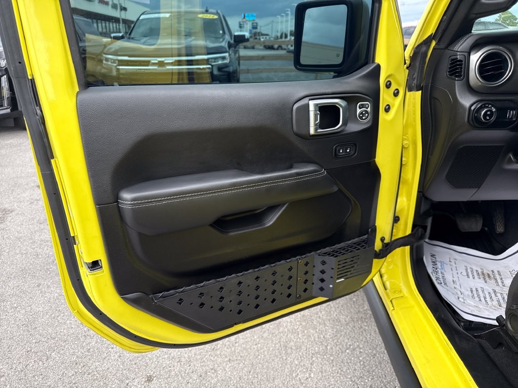 Used 2023 Yellow Jeep Overland image 12