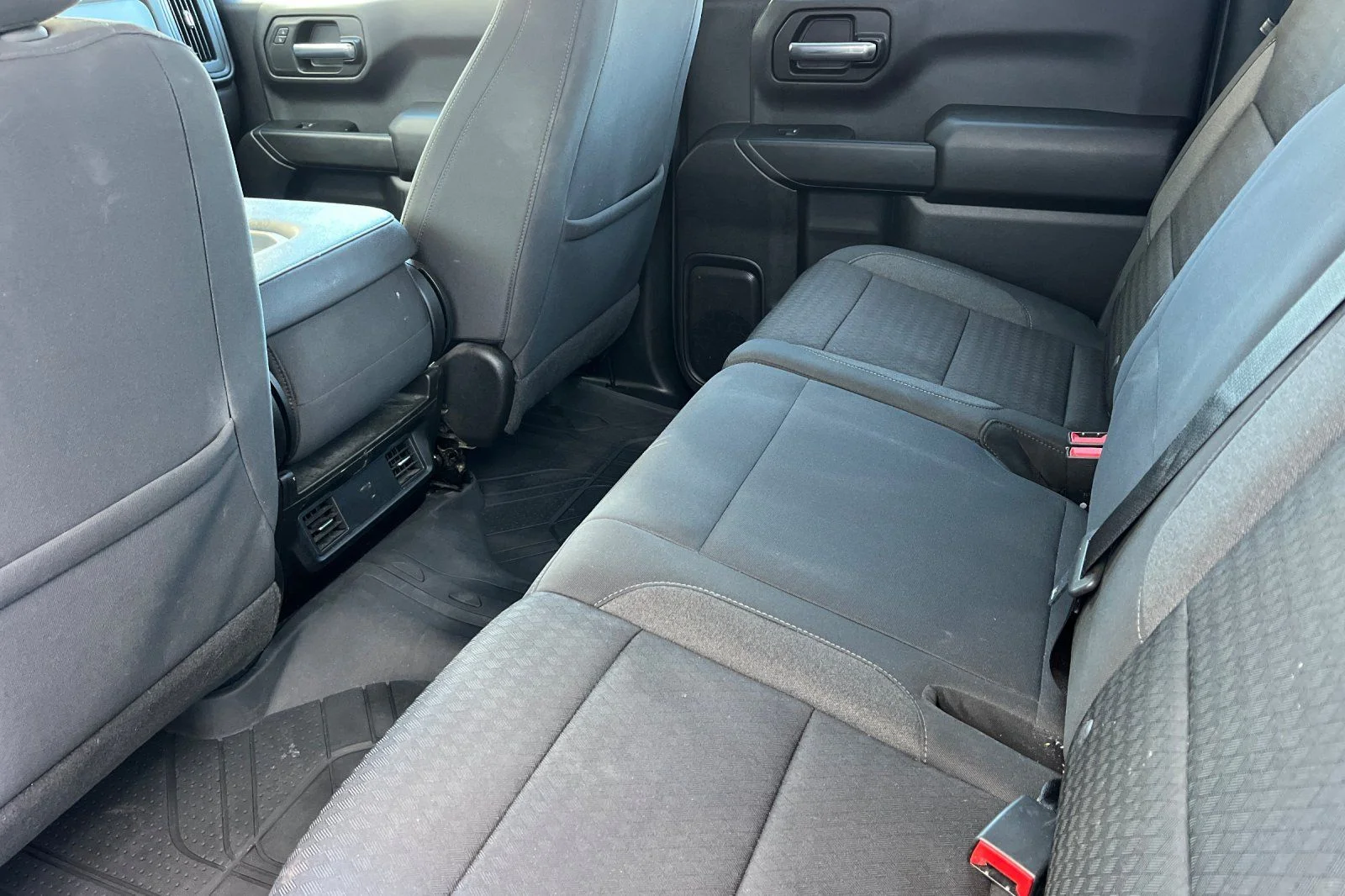 Used 2023 White Chevrolet Custom image 12