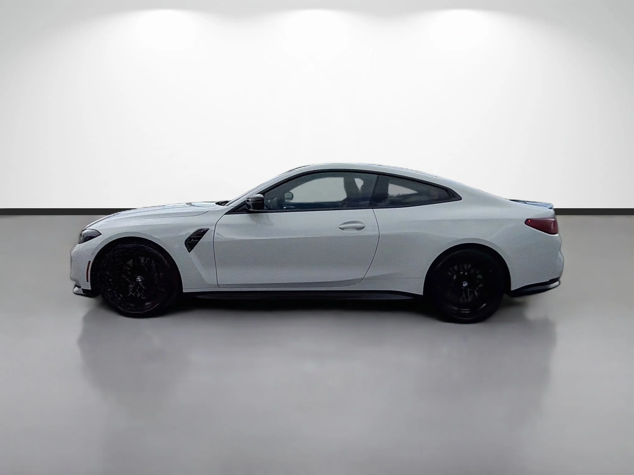 New 2027 Alpine White BMW Competition xDrive image 6