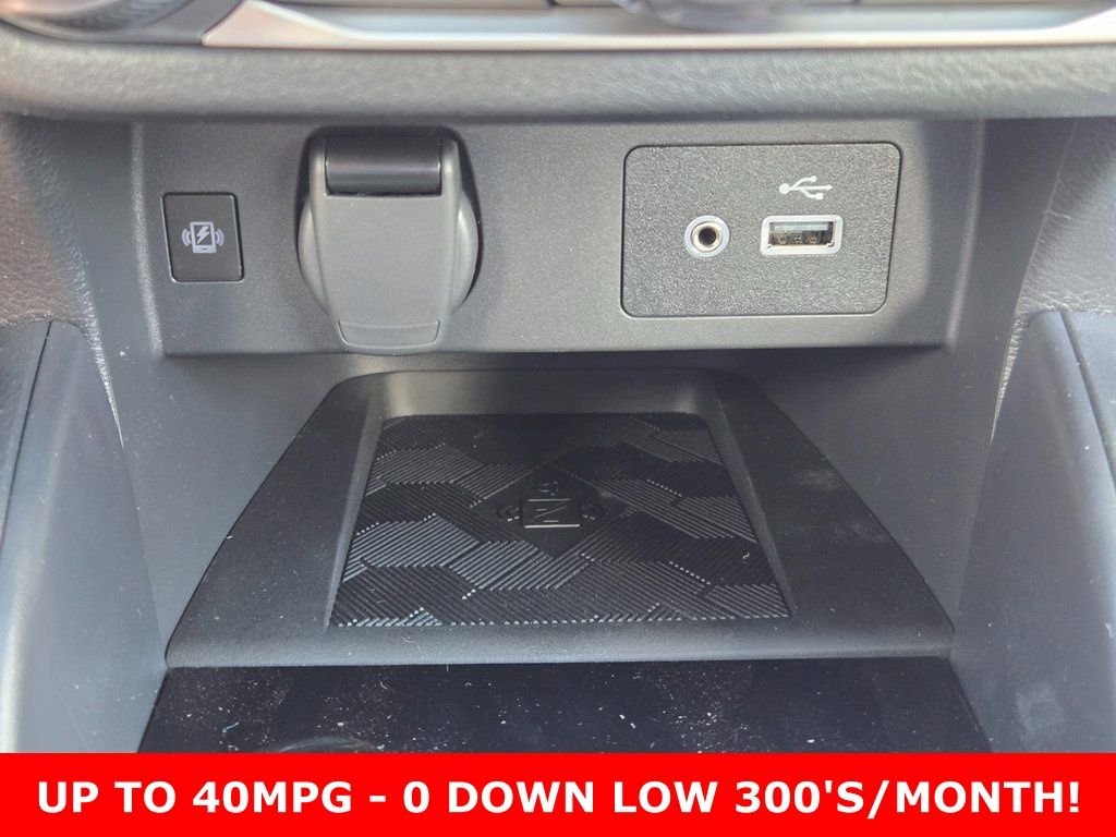 2025 Nissan Versa Sedan SV - Photo 21