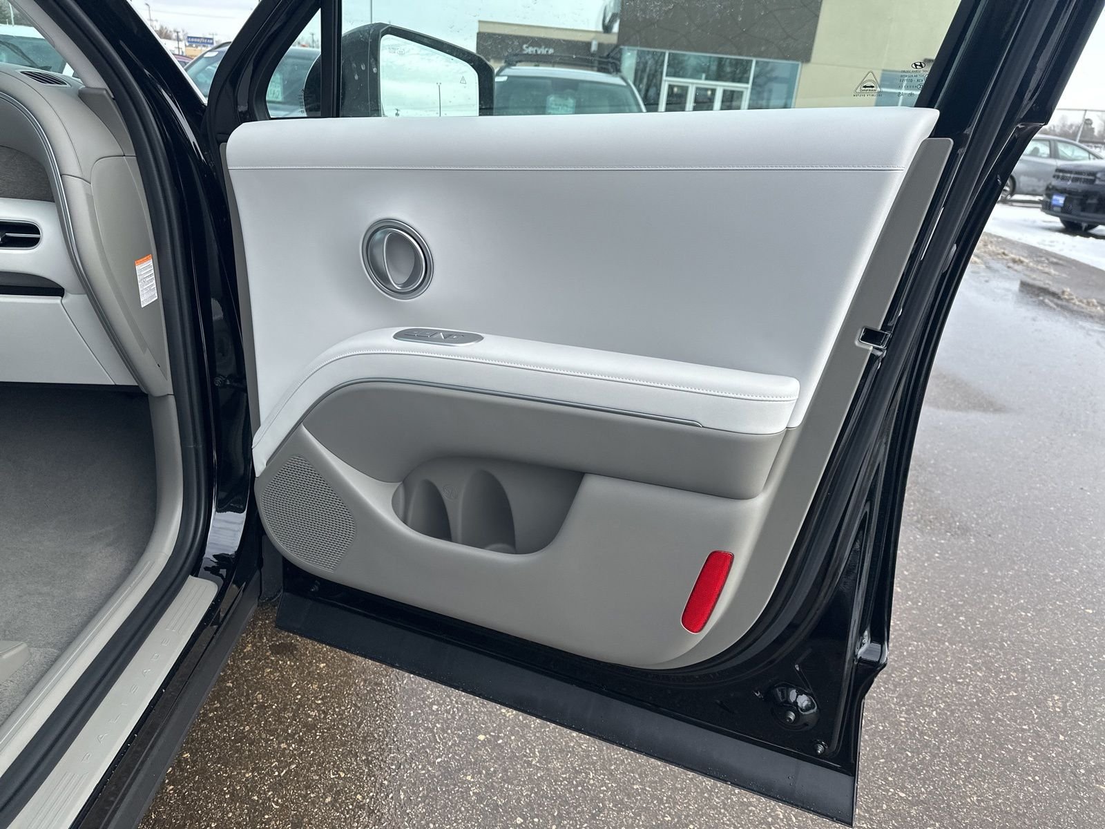 New 2026 Black Hyundai SEL Premium 7P image 43