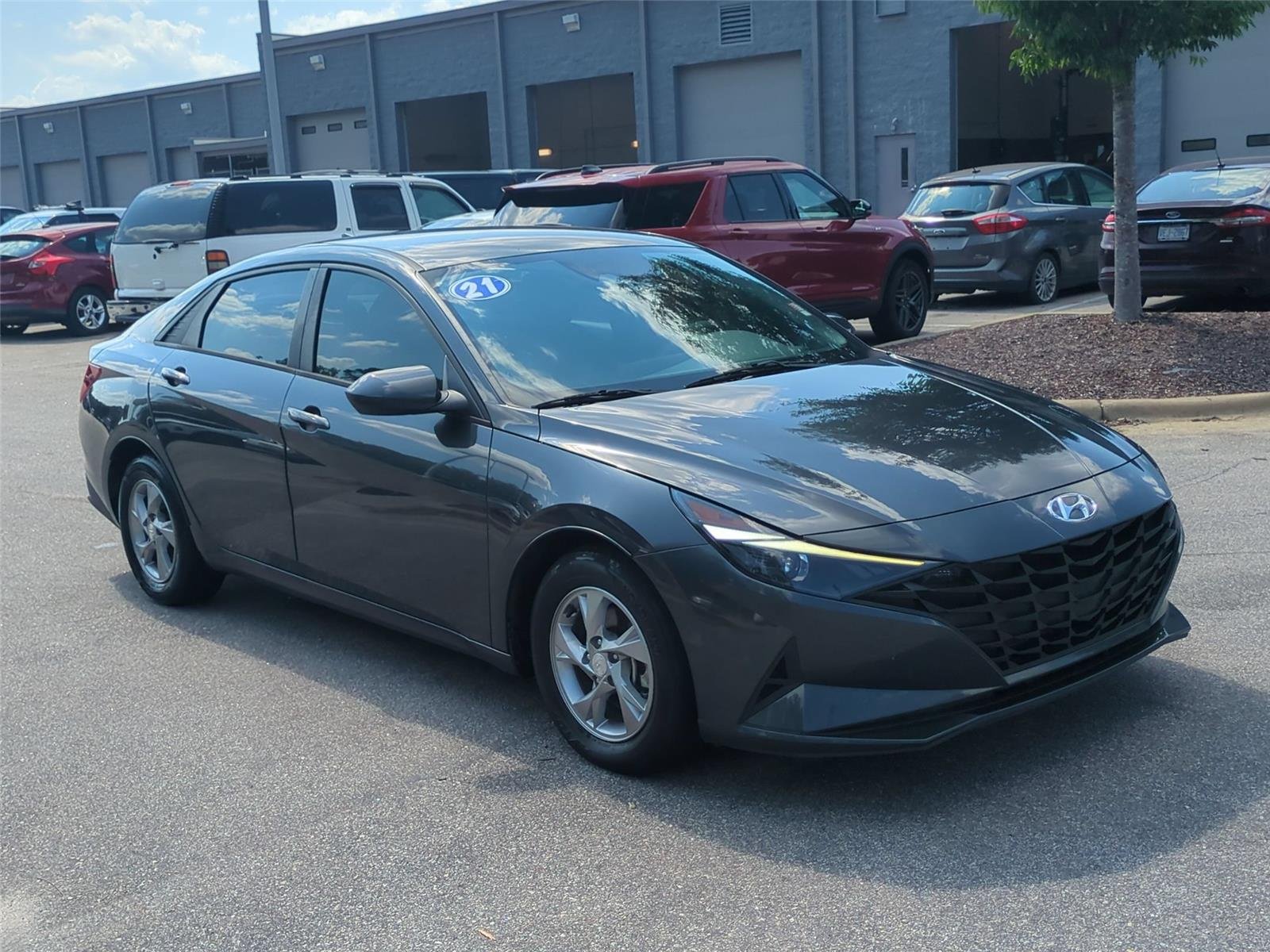 Used 2021 FLUID METAL HYUNDAI SE image 7