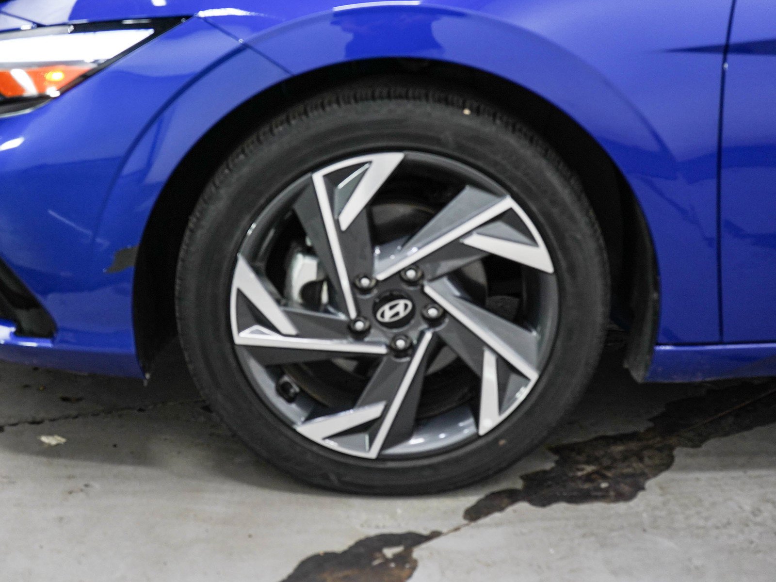 Used 2025 Intense Blue Hyundai SEL Convenience IVT image 56