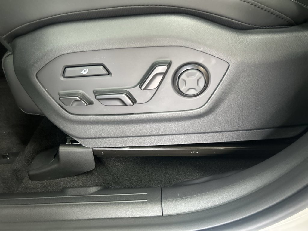 New 2026 White Hyundai Calligraphy AWD image 13