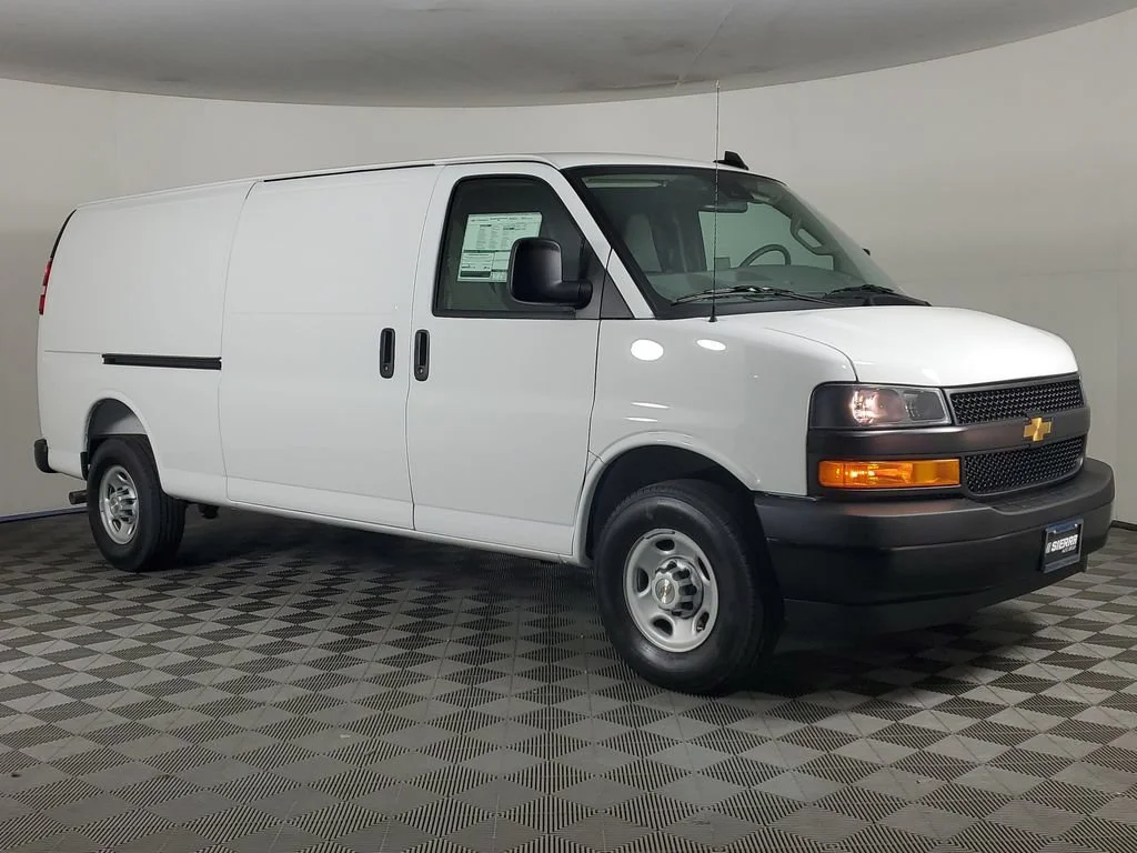 2025 Chevrolet Express Cargo Work Van - Photo 3