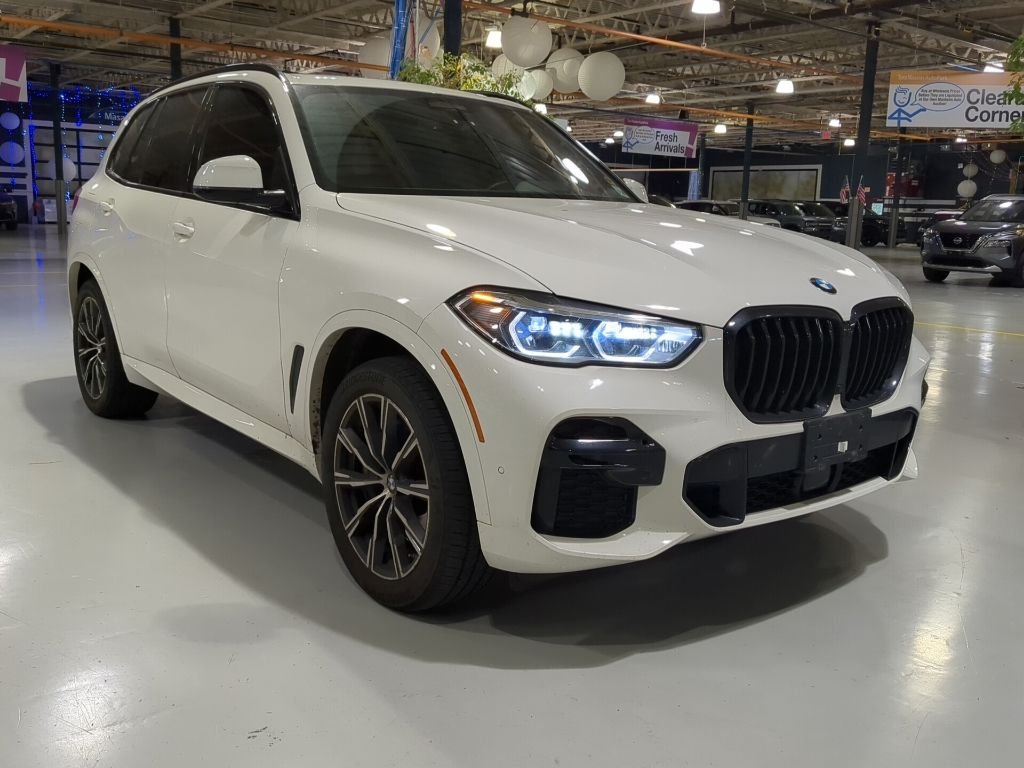 Certified Used 2023 White BMW M50i image 5