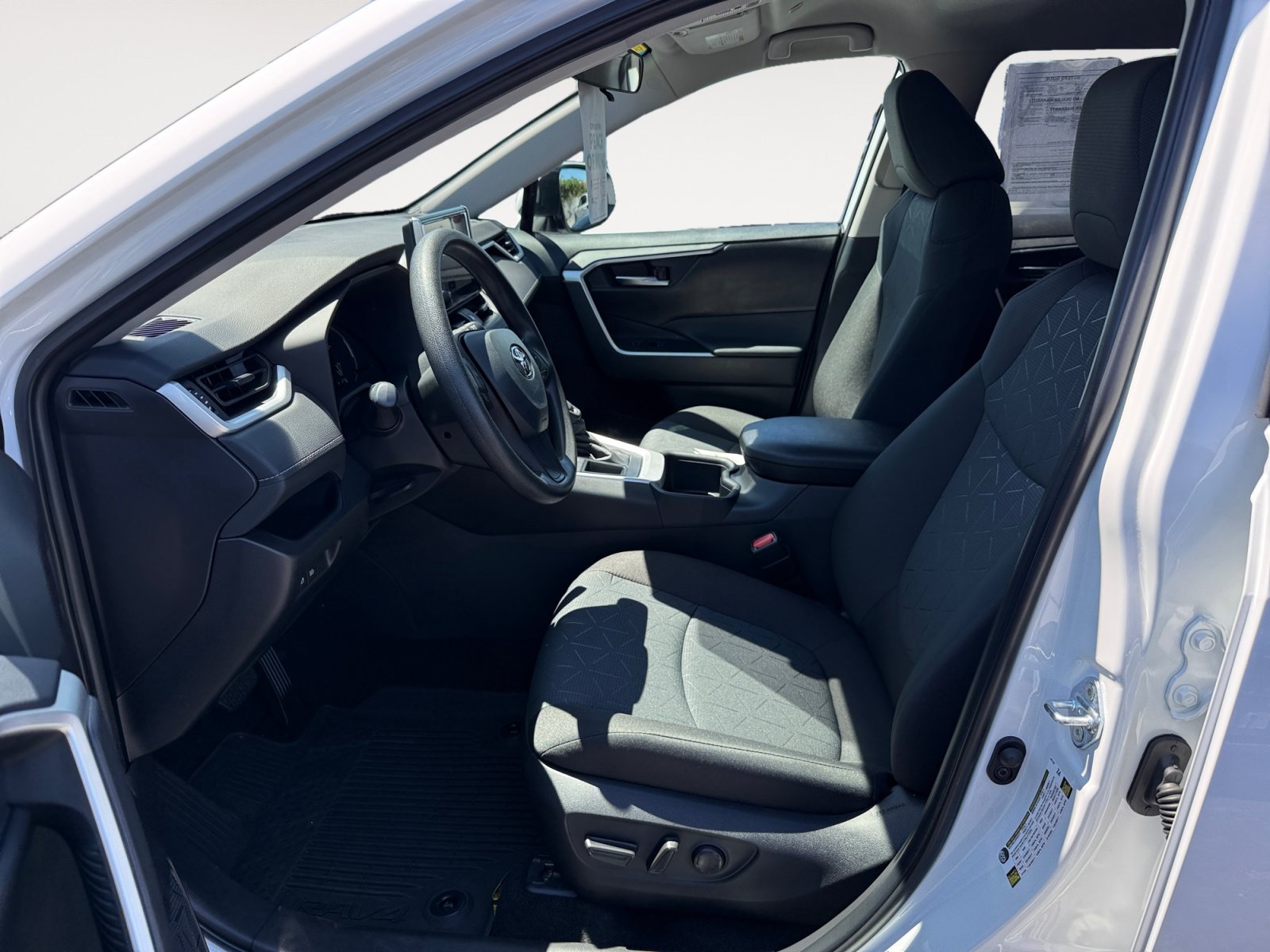 Used 2025 Ice Toyota XLE image 10