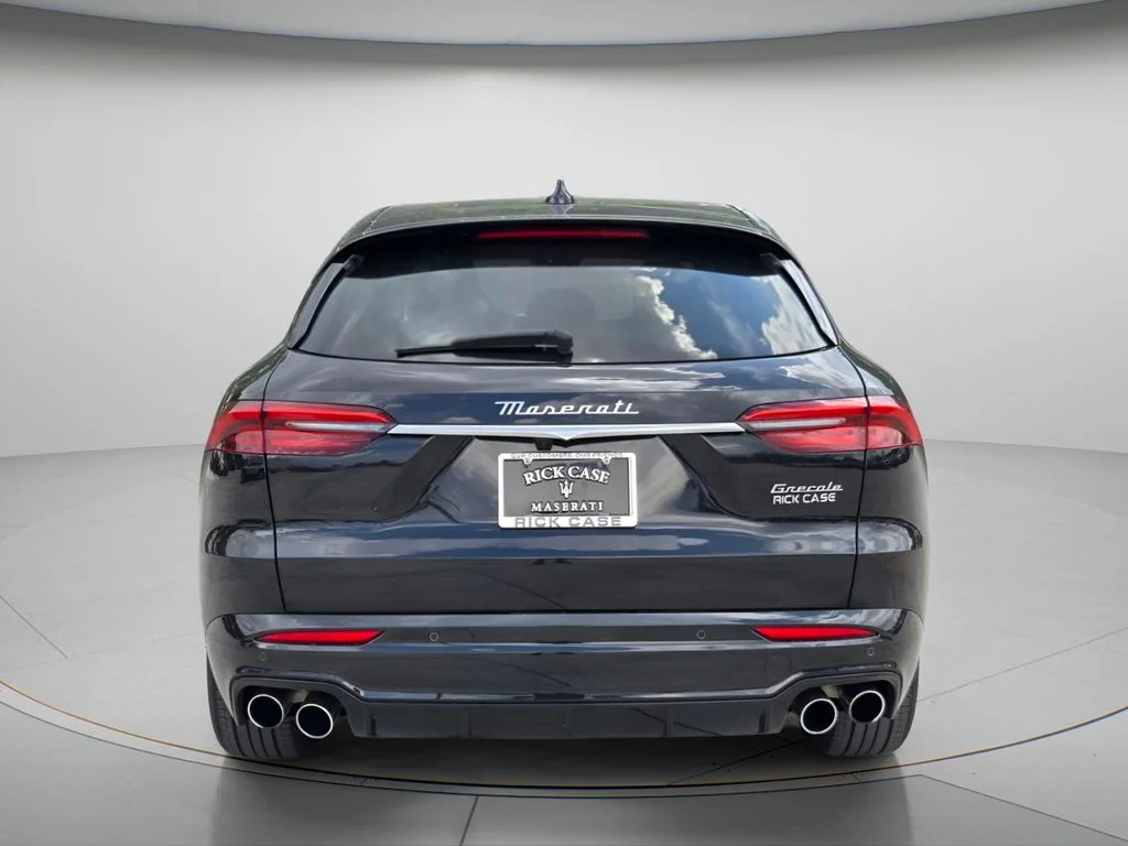 New 2025 Black Maserati Base image 4