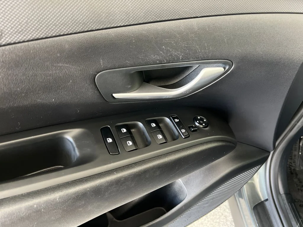 Used 2022 Gray Hyundai Blue image 13