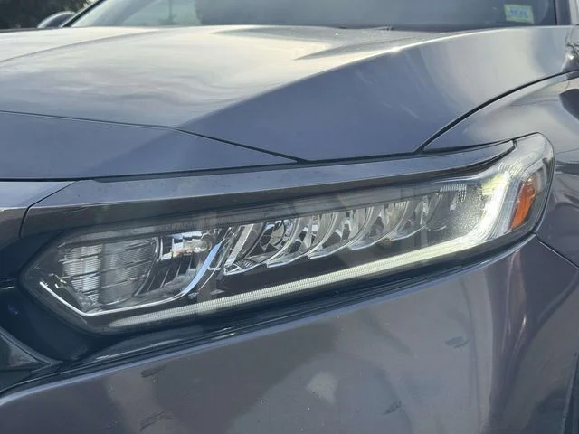 Used 2019  Honda Sport image 13
