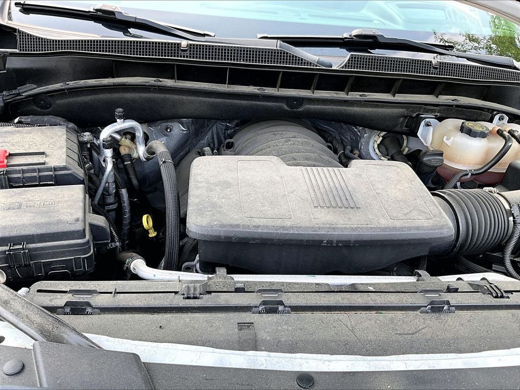 Used 2023 White Chevrolet Premier image 36