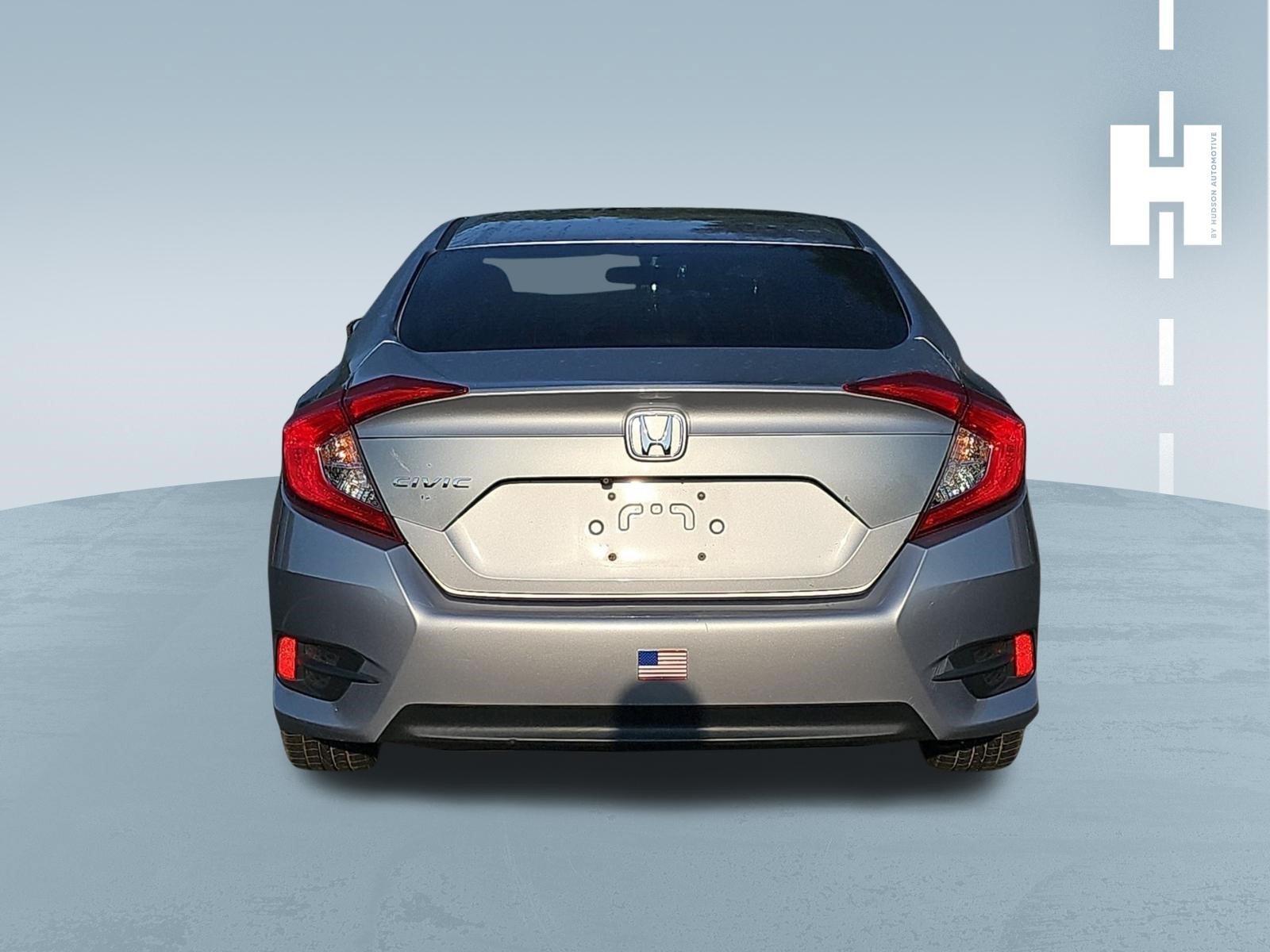 Used 2016 Silver Honda EX image 3