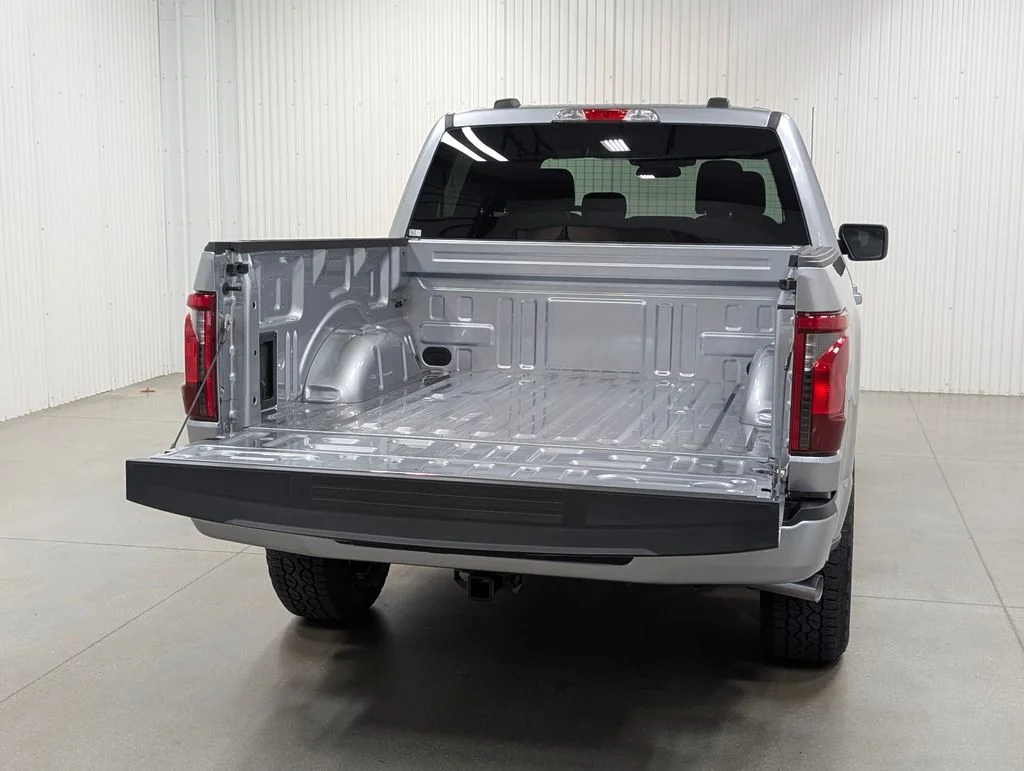 New 2026 Iconic Silver Metallic Ford XLT image 24