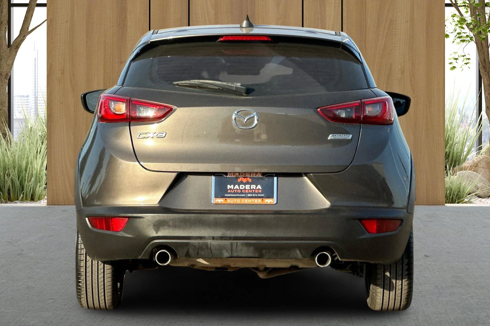 Used 2017 Silver Mazda Grand Touring image 5