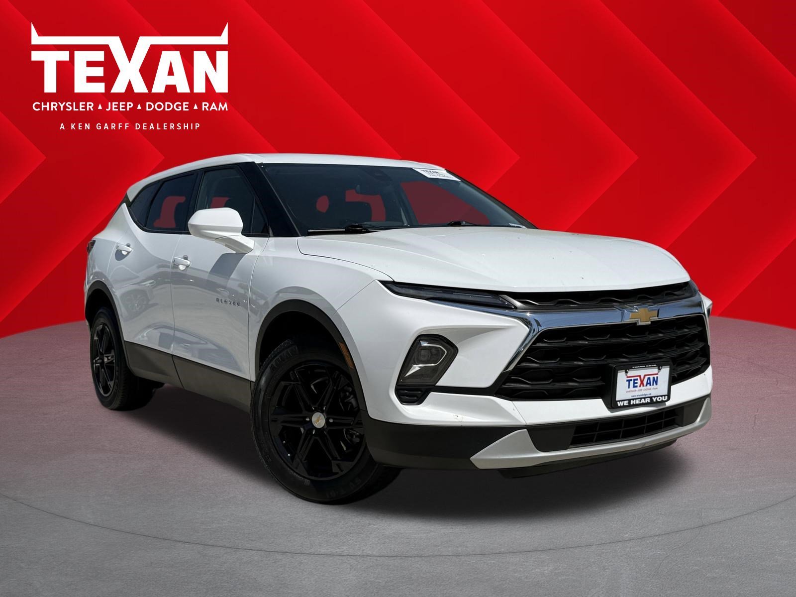 Used 2025 Summit White Chevrolet LT image 1