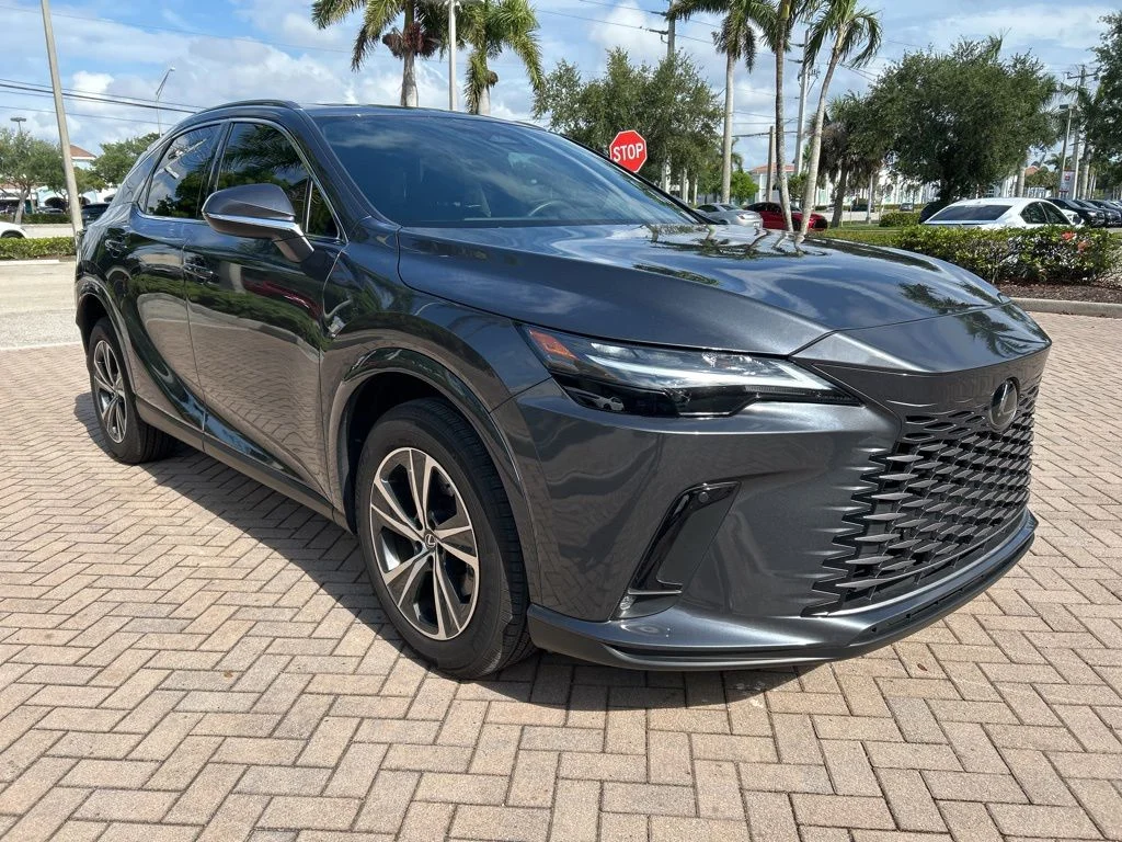 2025 Lexus RX 350's photo