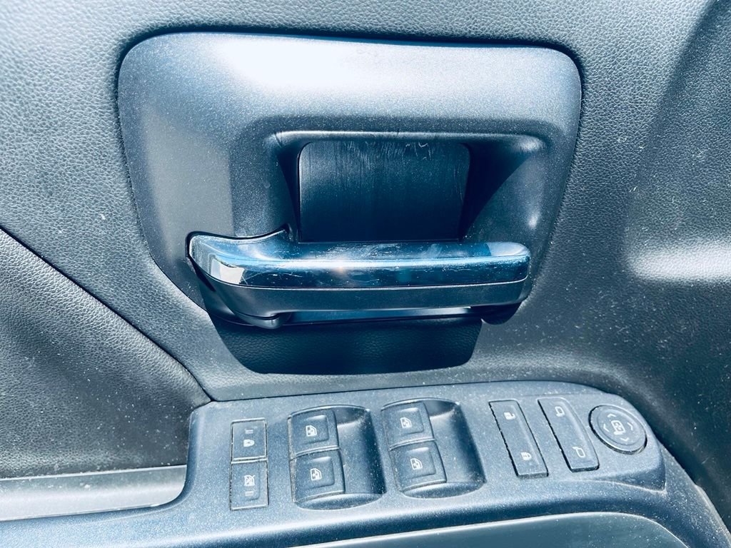 Used 2016 Gray Chevrolet LT image 13