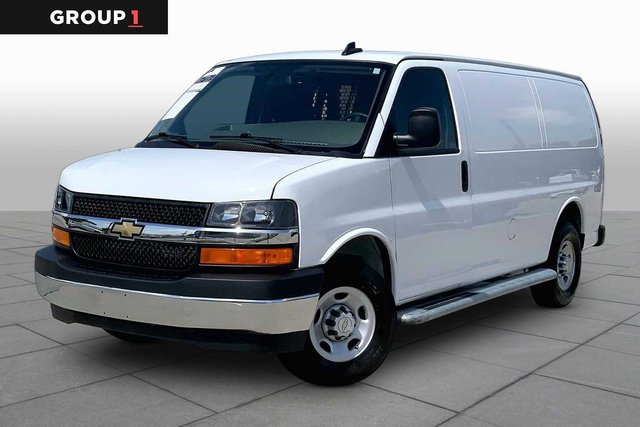 2024 Chevrolet Express Cargo 2500 WT