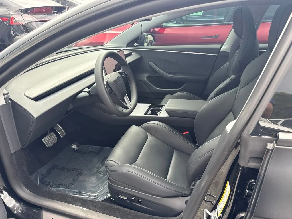 Used 2025 Black Tesla Performance image 3