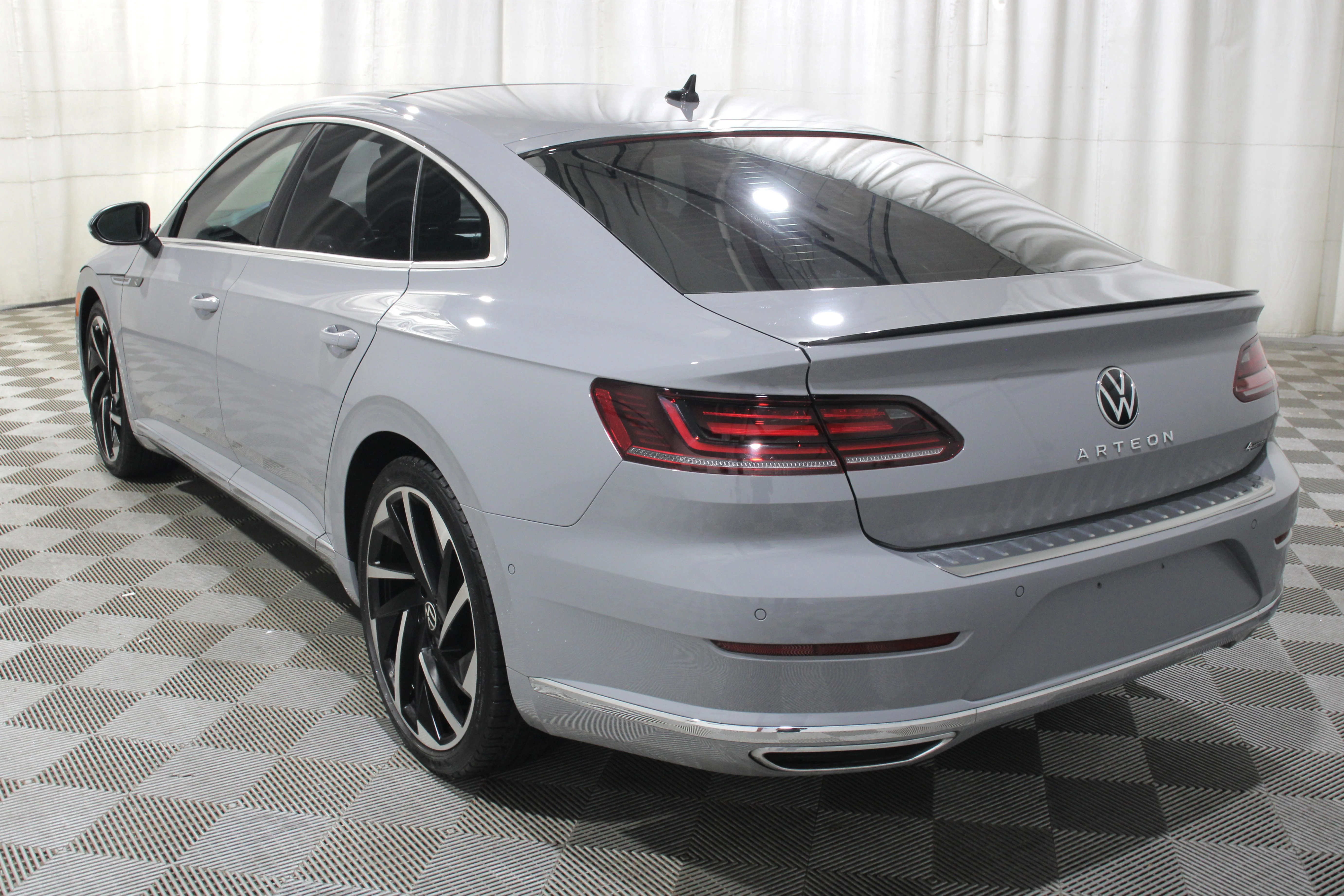 2023 Volkswagen Arteon SEL Premium R-Line - Photo 31