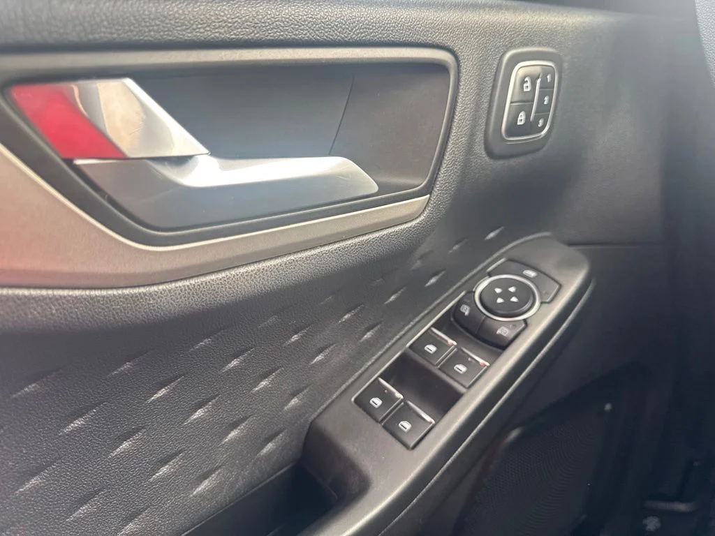 Certified Used 2020 Ingot Silver Ford SEL image 28