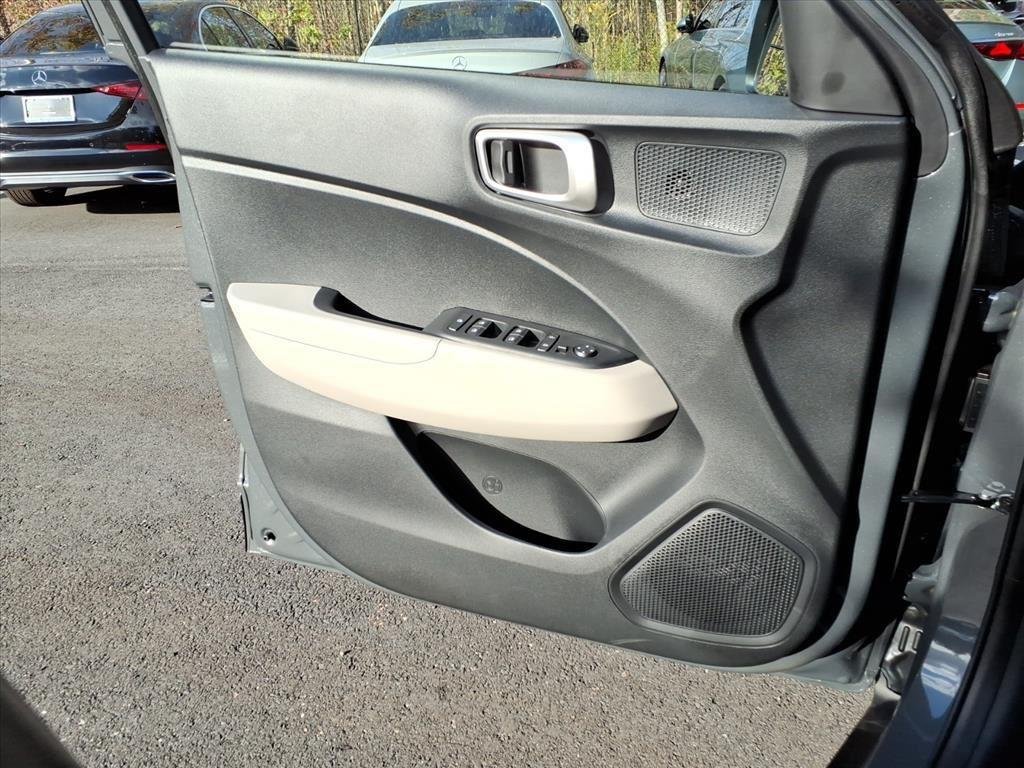 2026 Hyundai Venue SEL - Photo 14