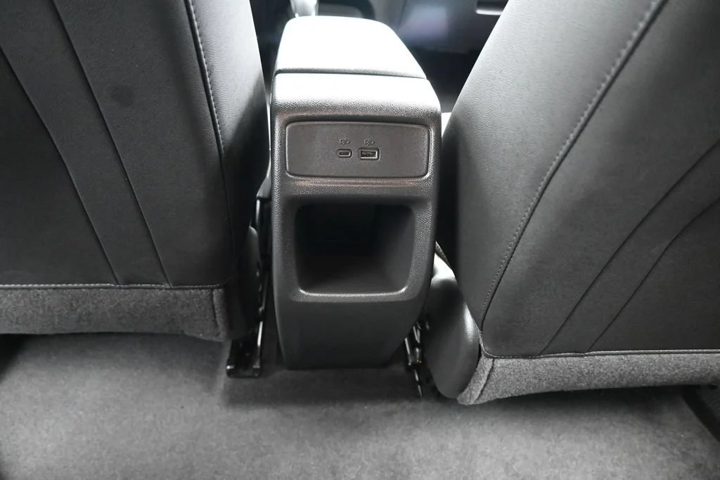 Used 2025 Mosaic Black Metallic Chevrolet LT image 33
