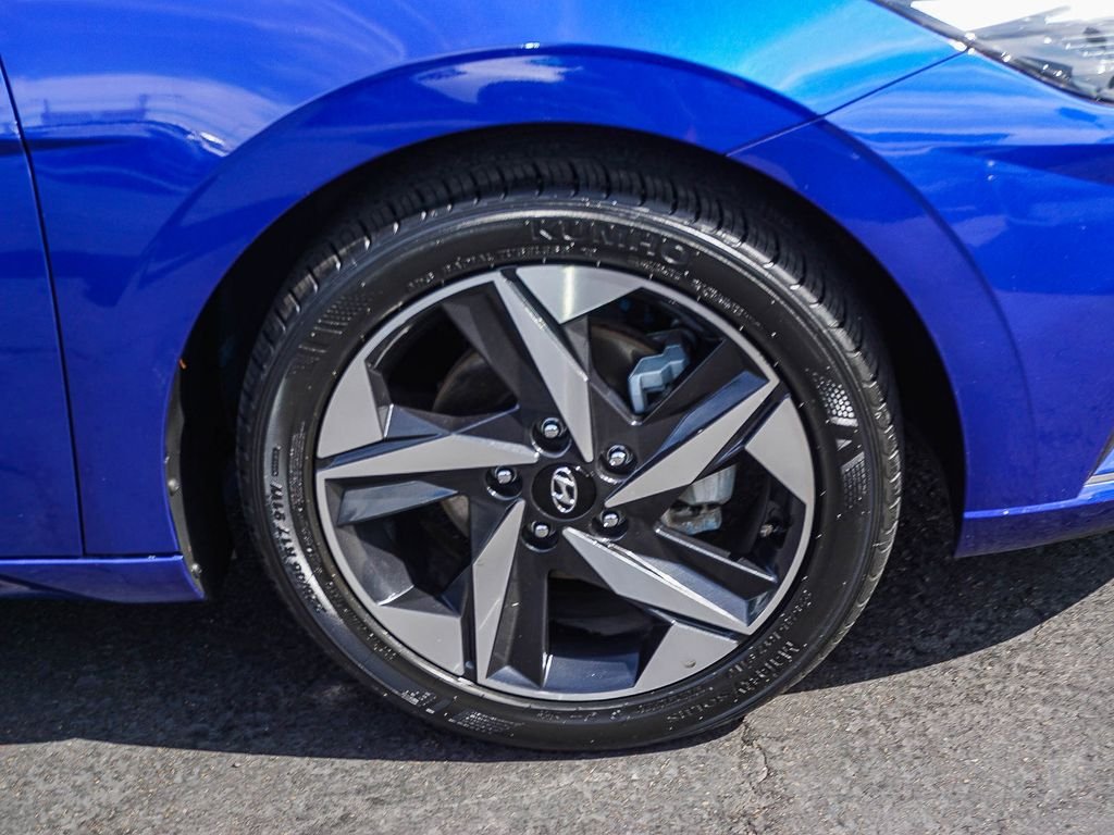 Certified Used 2023 Blue Hyundai SEL image 9