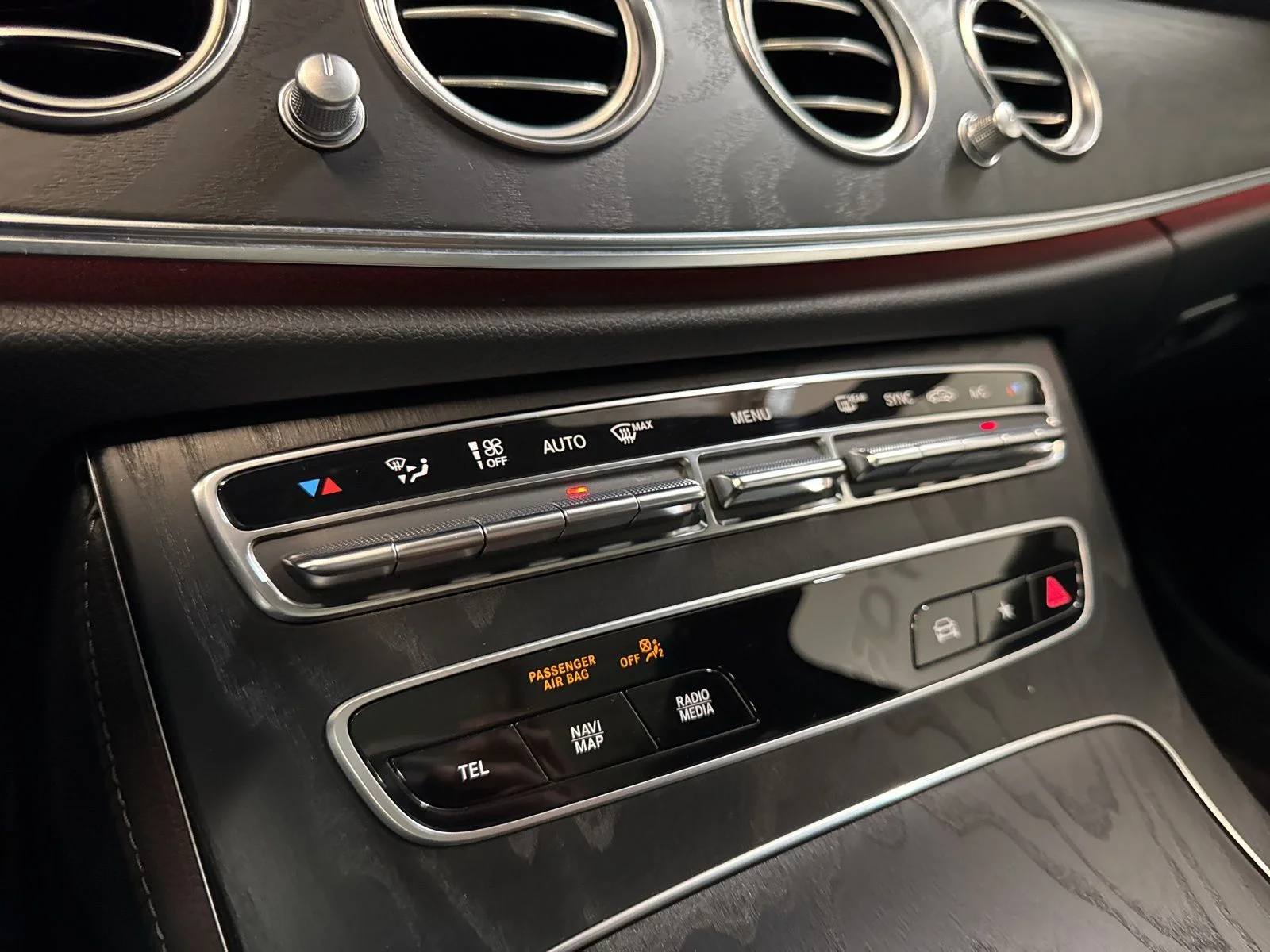 Used 2022 Silver Mercedes-Benz E 350 image 41